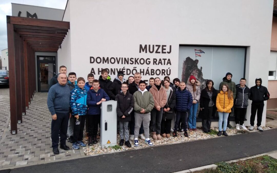 Povijesni sat u Muzeju Domovinskoga rata